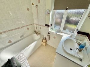 Bathroom- click for photo gallery